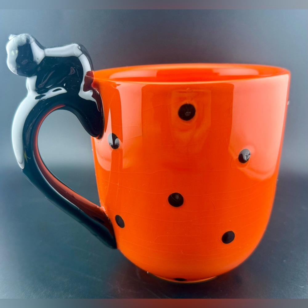 Cat mug w/ghost inside. Global Designs Kate Williams mug.